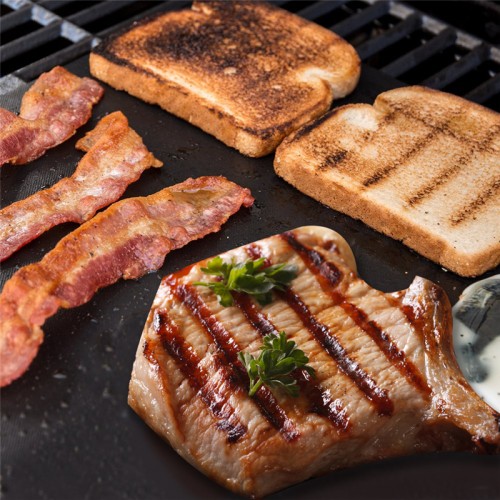 GrillMat, Carta da forno in teflon riutilizzabile e resistente fino a 260 °C GrillMat, Carta da forno in teflon riutilizzabile e resistente fino a 260 °C